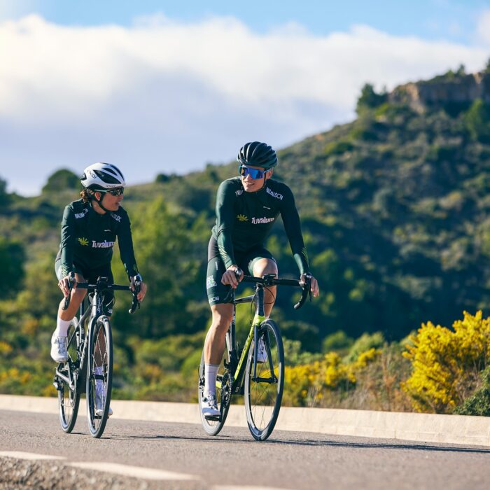 Occhiali da bici per presbiopia: come vedere bene ciclocomputer e strada senza affaticare la messa a fuoco